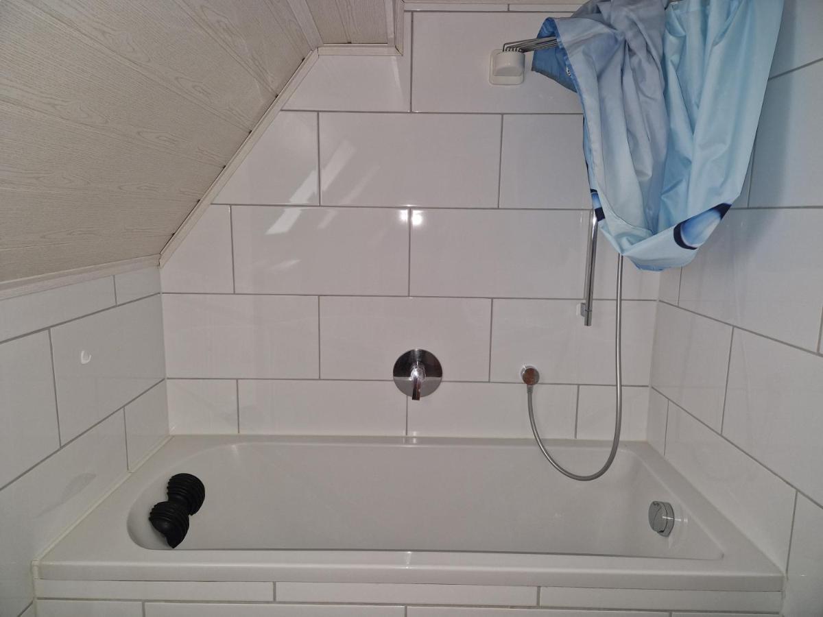 Ferienwohnung Blumenshein Bei Speyer Karlsruhe Familienfreundlich 5 Pers Zeiskam Exterior foto