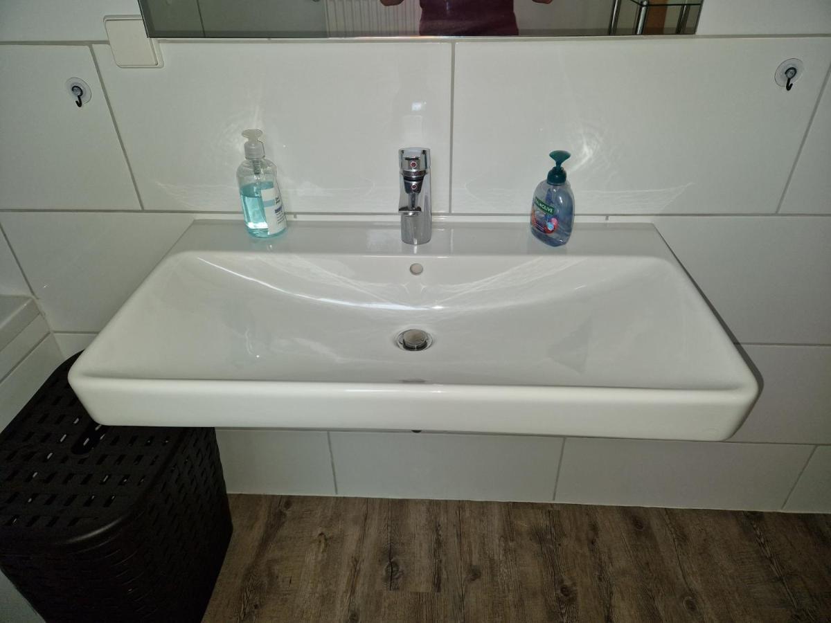 Ferienwohnung Blumenshein Bei Speyer Karlsruhe Familienfreundlich 5 Pers Zeiskam Exterior foto